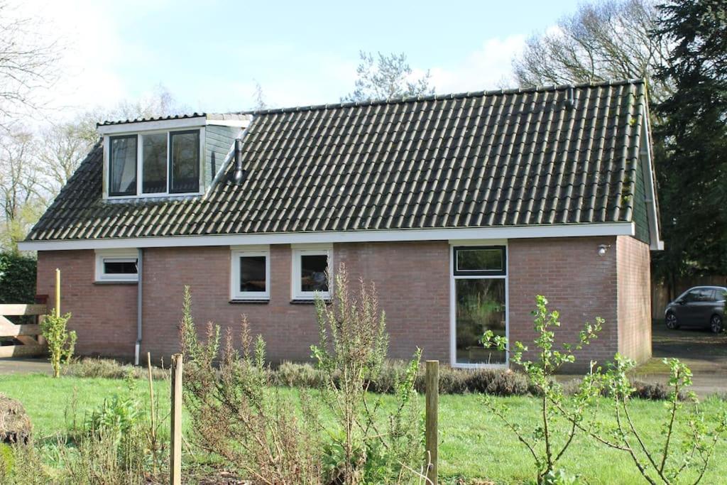 Ruim Huisje Op Een Prachtige Plek Hemrik Exterior photo