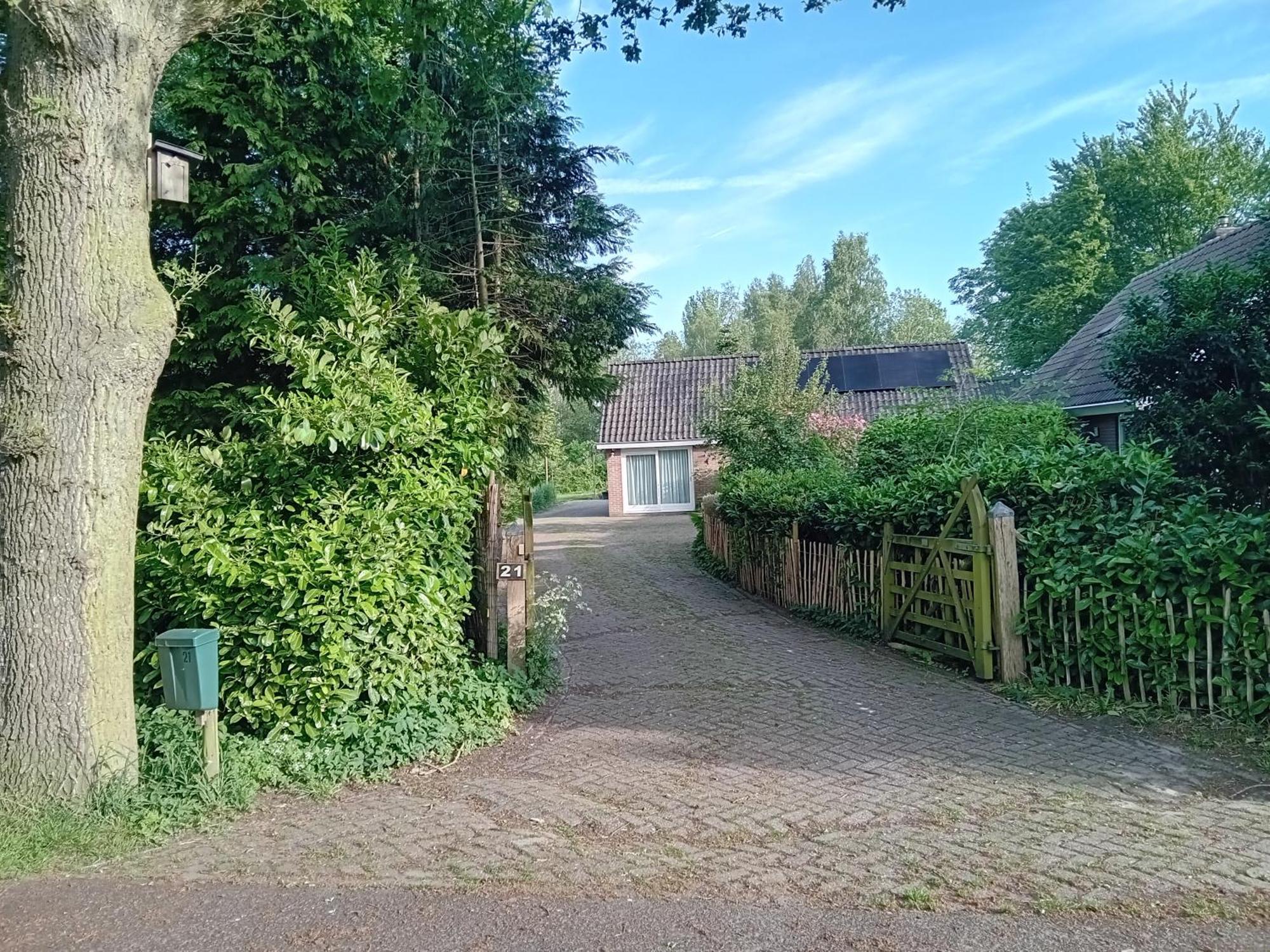 Ruim Huisje Op Een Prachtige Plek Hemrik Exterior photo